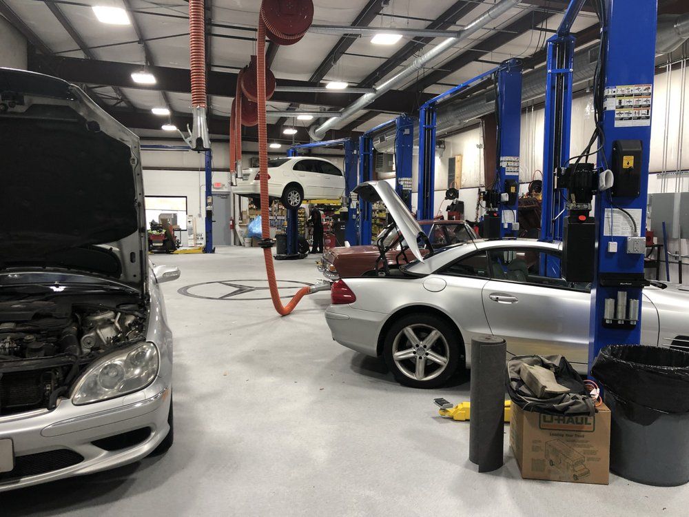 Vehicles Inside Shop | Bearden Benz Repair