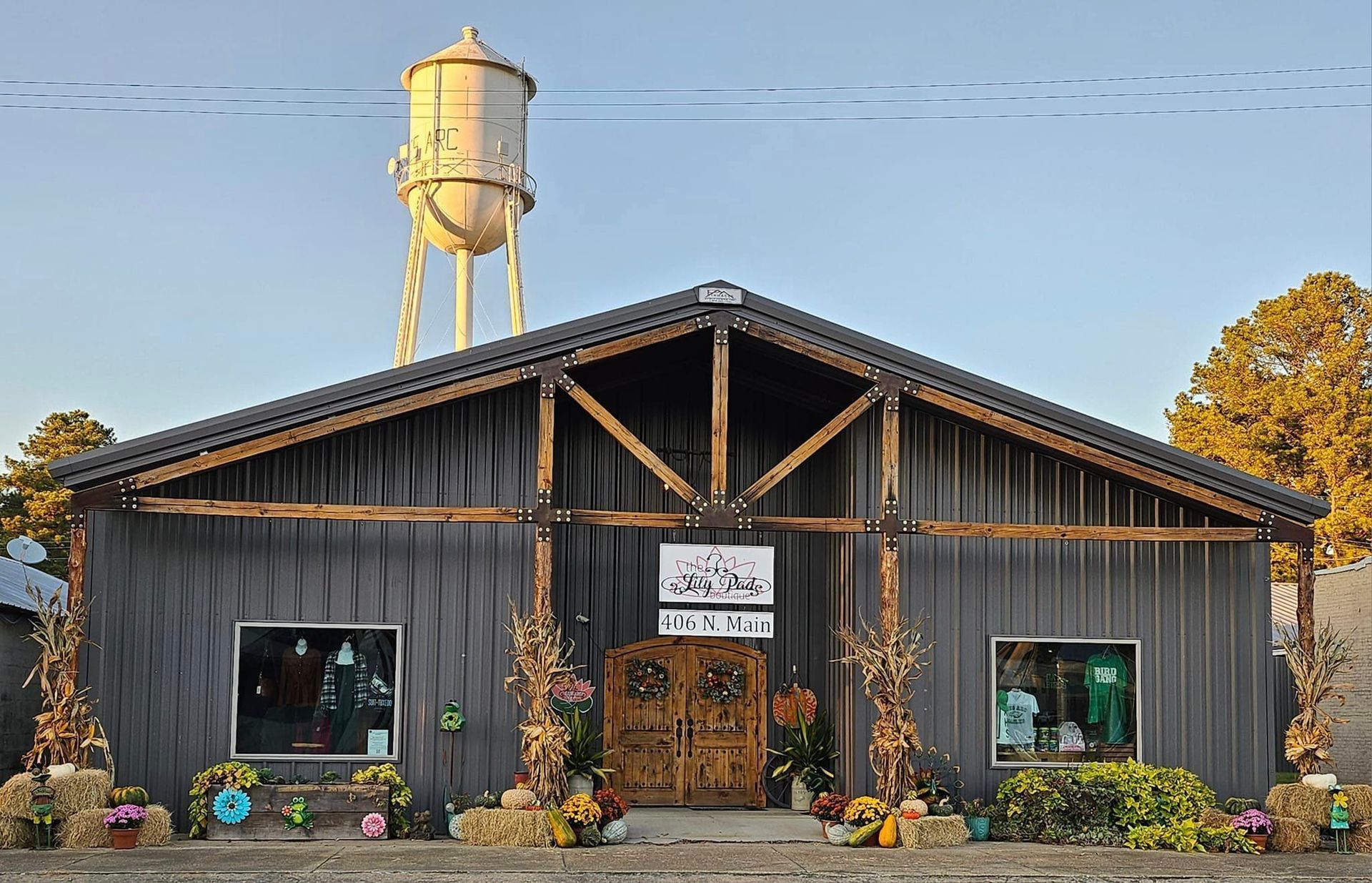 the lilypad boutique storefront