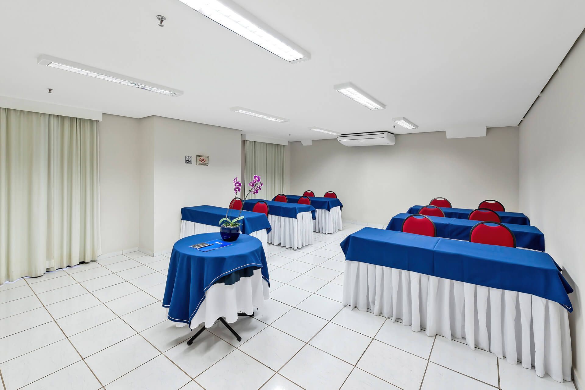 BLUE TREE GARDEN BAURU