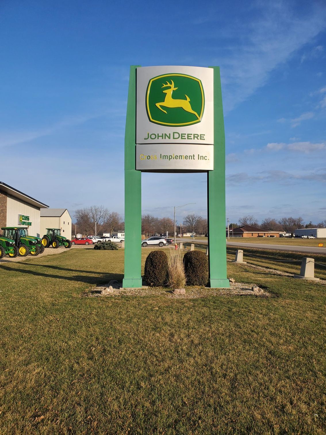 Grand Prairie Plaza Pylon Signages — Bloomington, IL — Super Sign Service