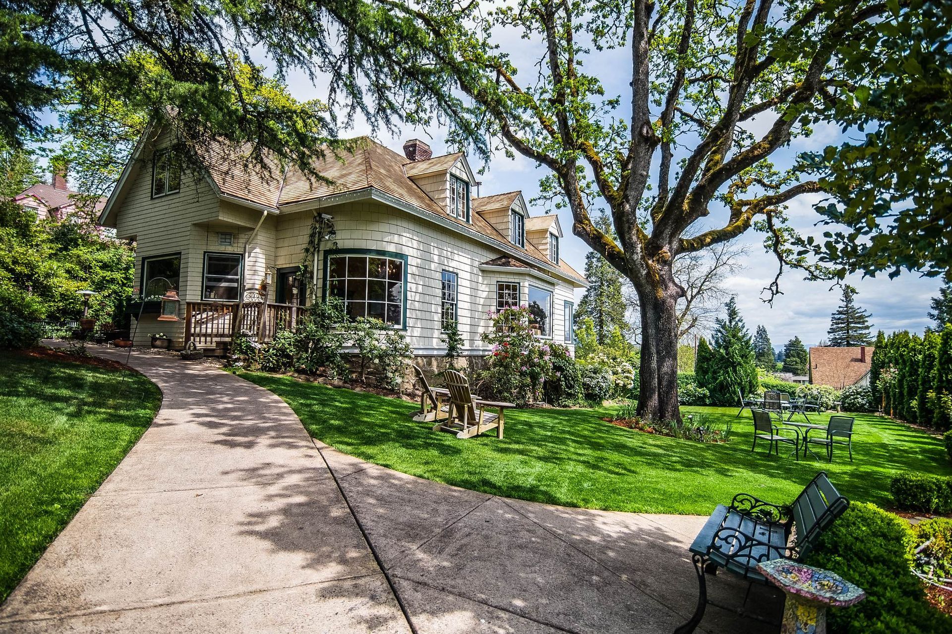 Campbell House Inn in Eugene, United States