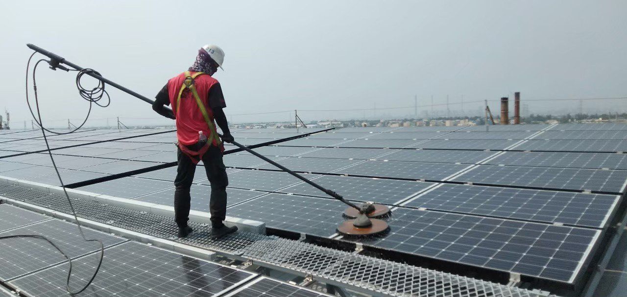 儲能實績：苗栗 2.5MW/2.6MWh 