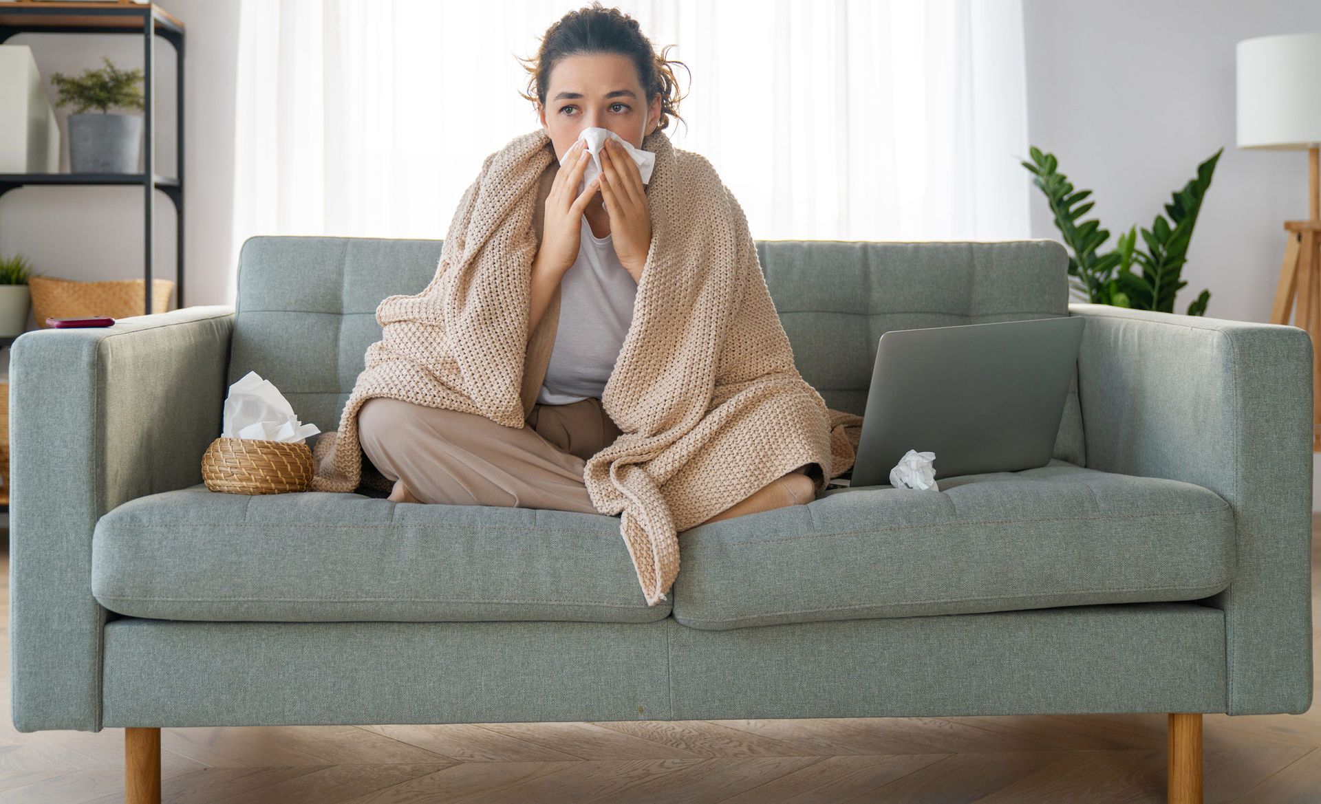 Woman sneezing | Kiralee, QLD | Master Therapies