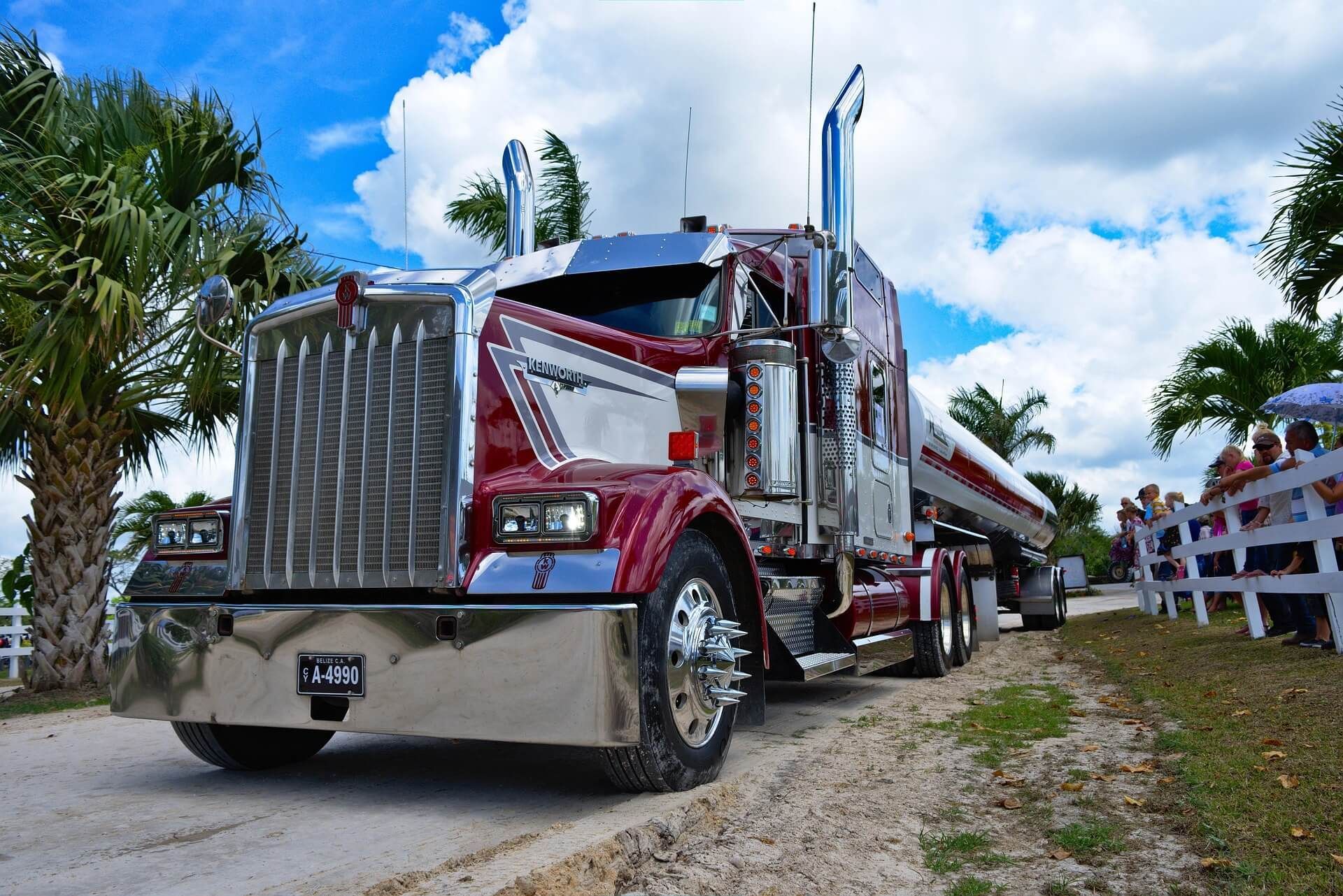 detailing and ceramic coating for semi trucks