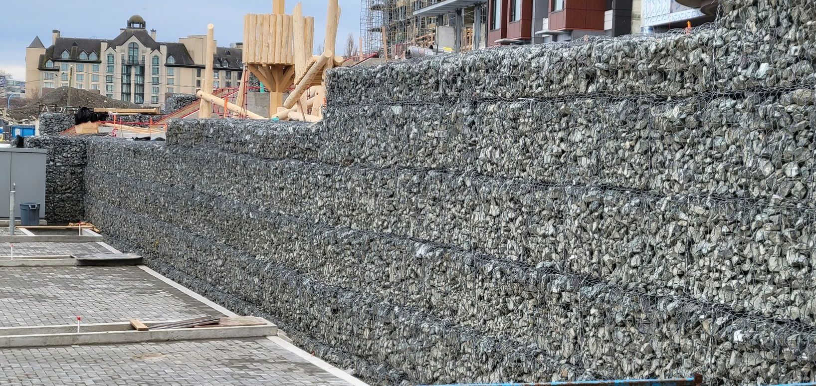 long gabion retaining wall