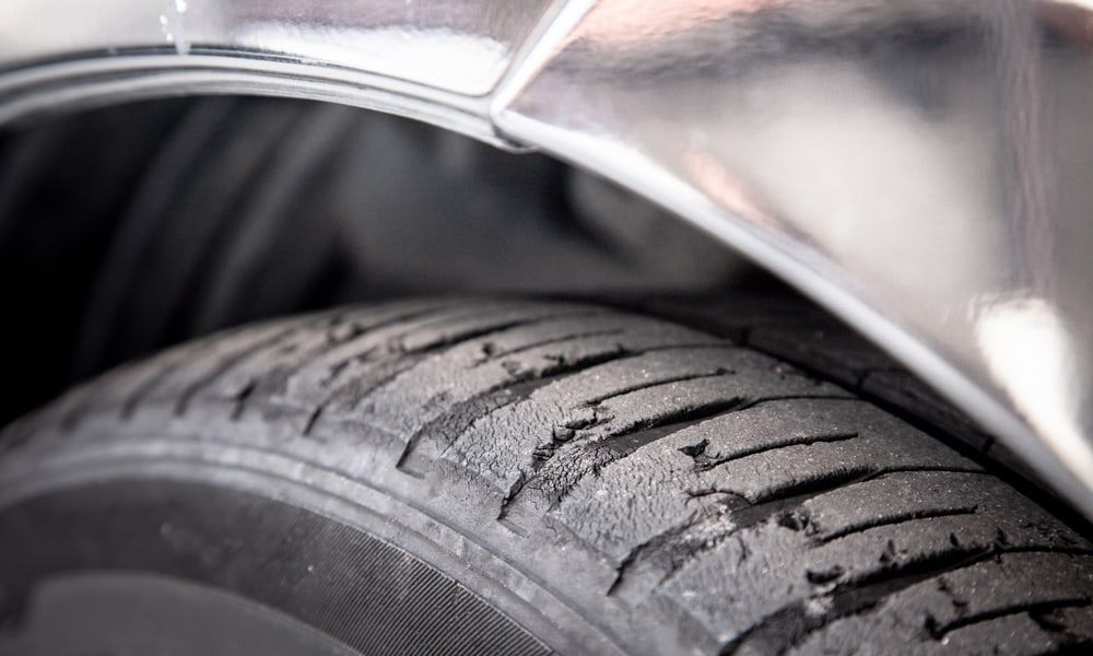 Tire Cupping: Causes and Signs