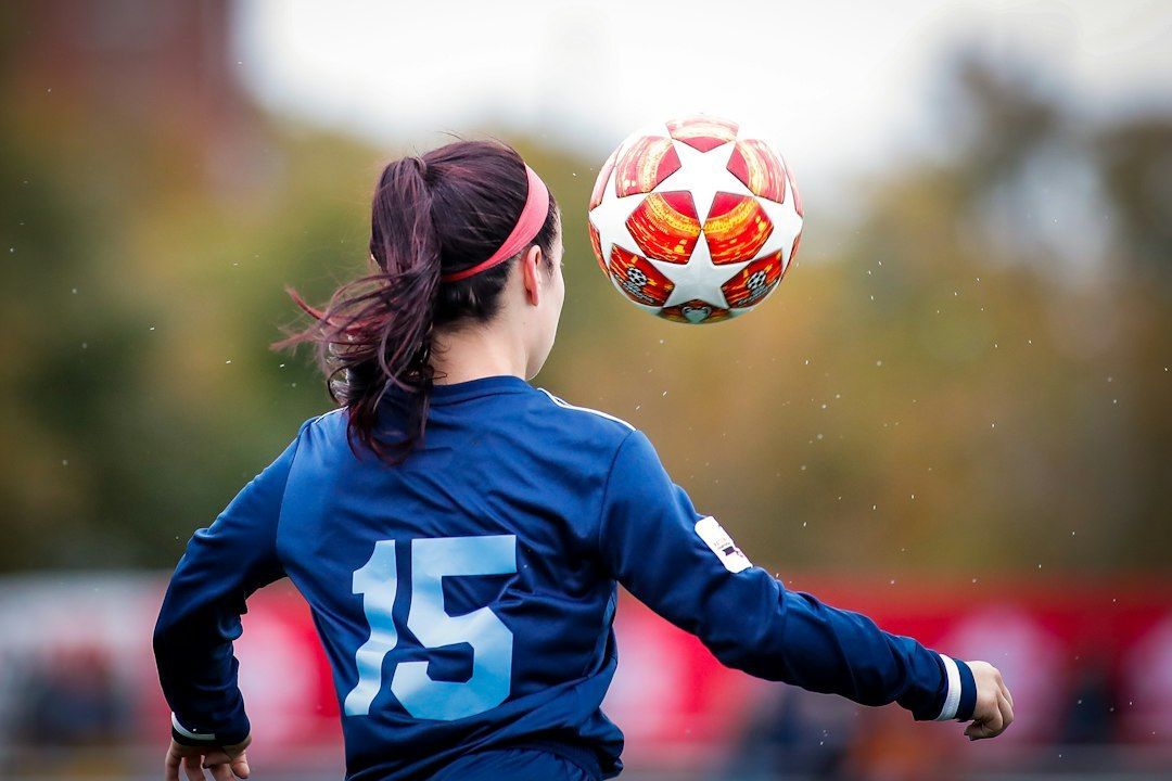 kids playing competitive soccer