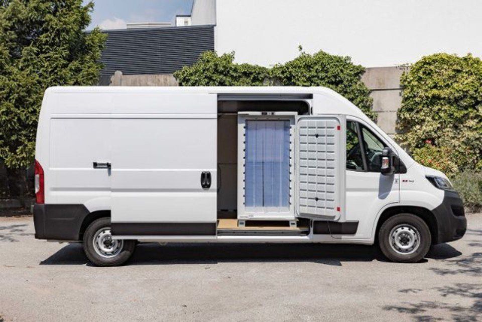veicoli commerciali per trasporti frigo