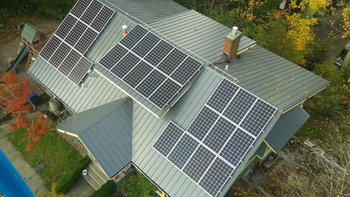 An off grid home using solar panels and solar batteries — L & K Electrical & Air Conditioning in Tamworth, NSW