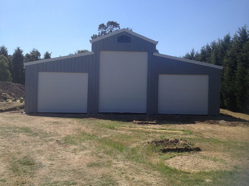 A Large Building with Three Garage - Wallan, VIC - Victorian Garages & Barns