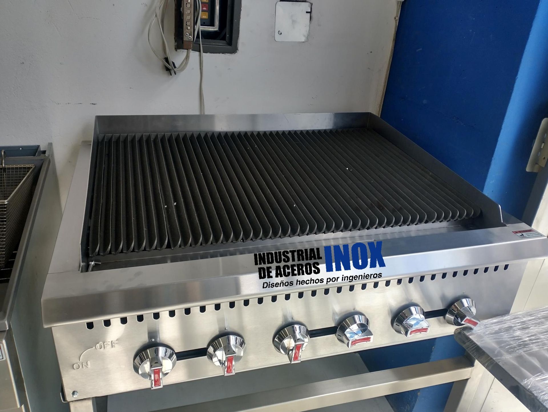 Parrilla a gas en acero inoxidable