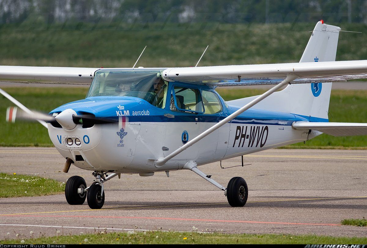 C172