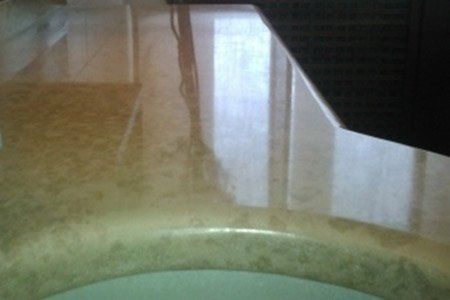 top bagno lucidato