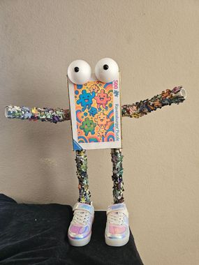 Puzzle Art by Jodi Jill Jigs - Jigsaw Puzzle Artwork by Jodi Jill. 4-piece family art offering a look at creating life with jigsaw puzzles