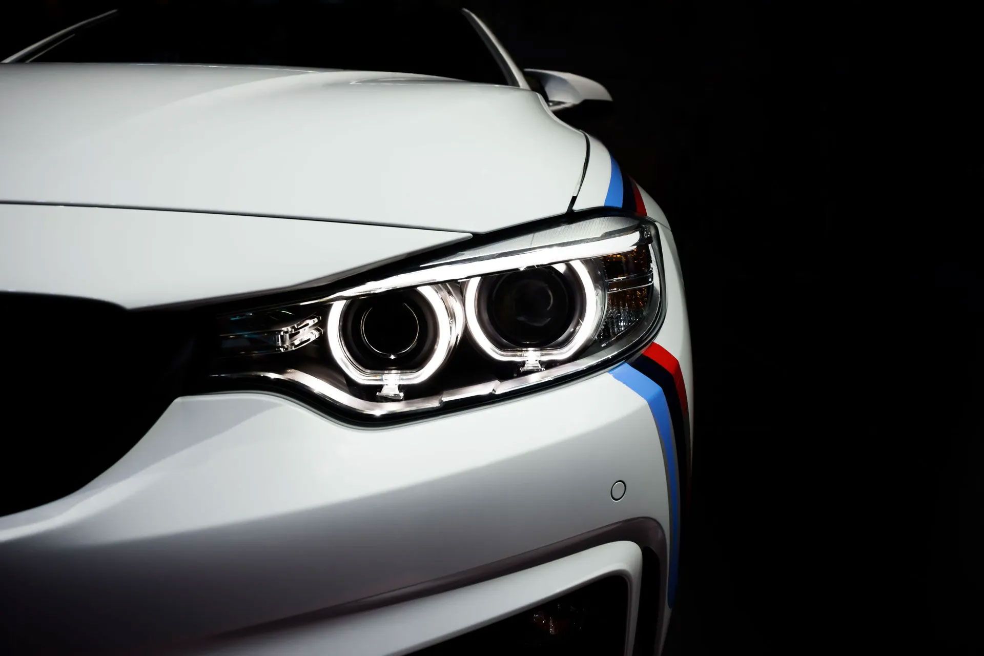 How Our German Car Repair Service Ensures Customer Satisfaction