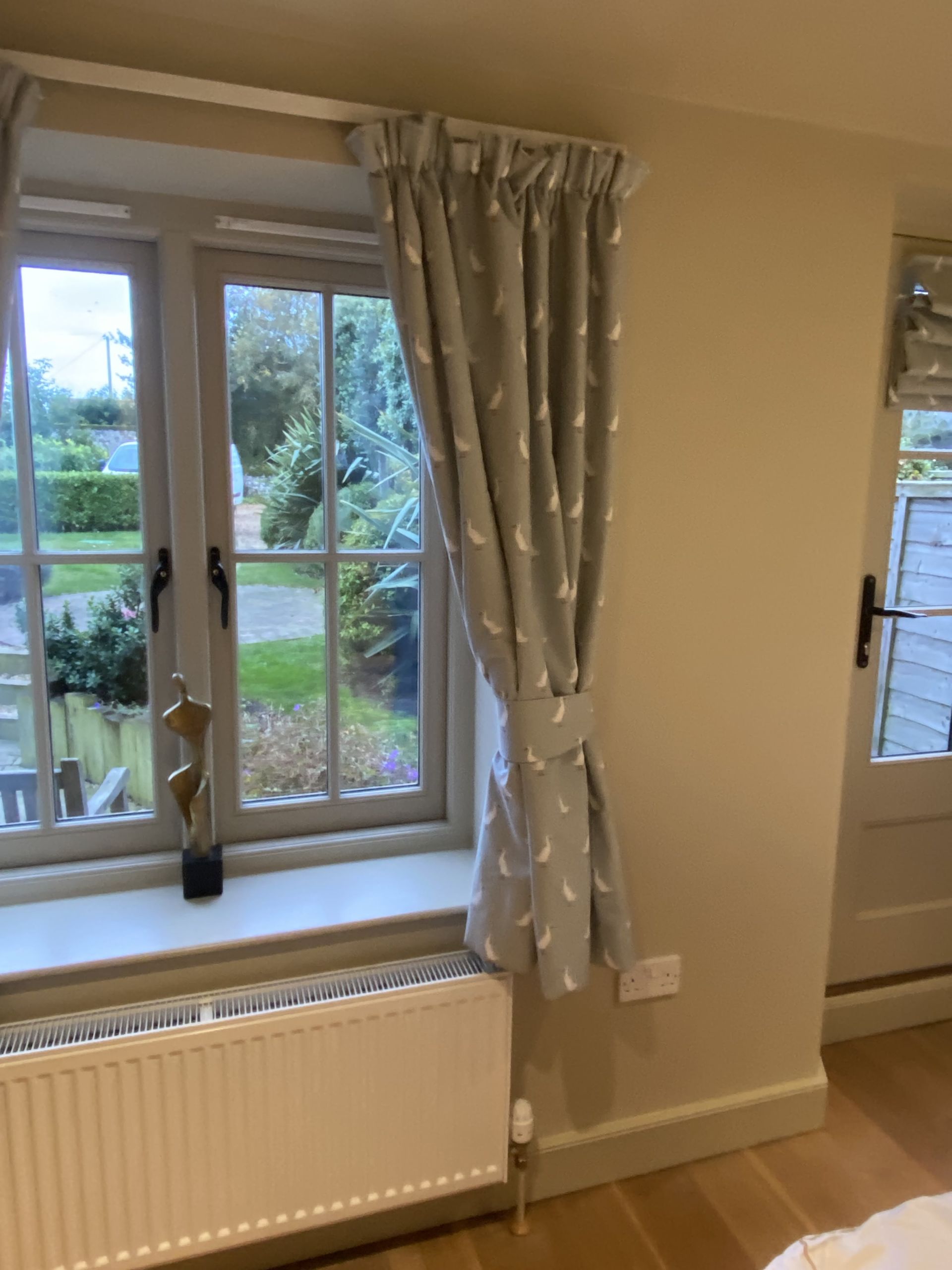Colour drenched bedroom - Farrow & Ball Stony Ground