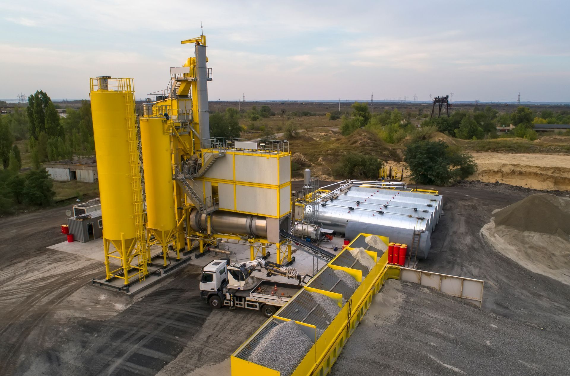Asphalt Industry Solutions for Wear, Process and Equipment