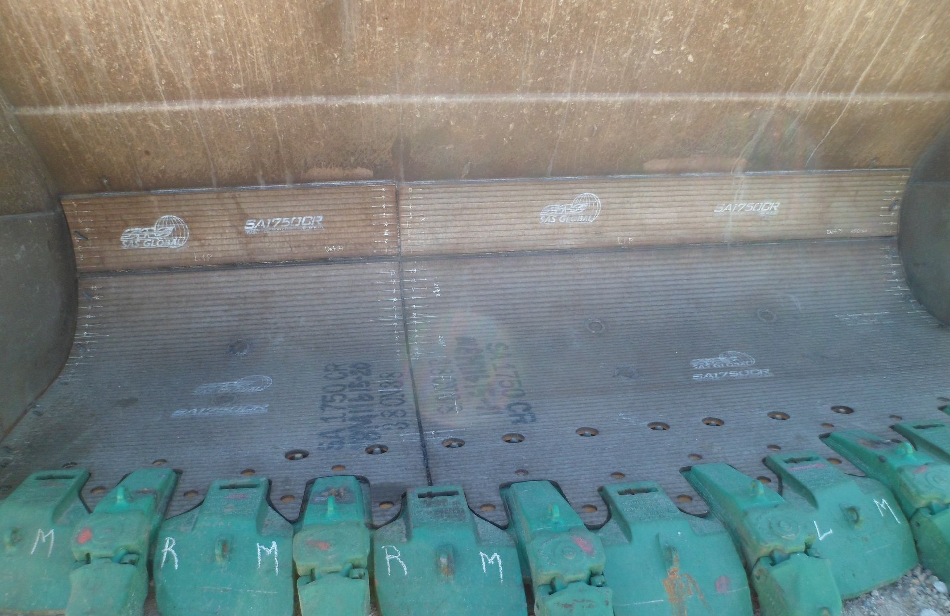 Premium Front End Loader Bucket Liner - SA1750CR Premium Chromium Carbdie Overlay Plate Liner 4