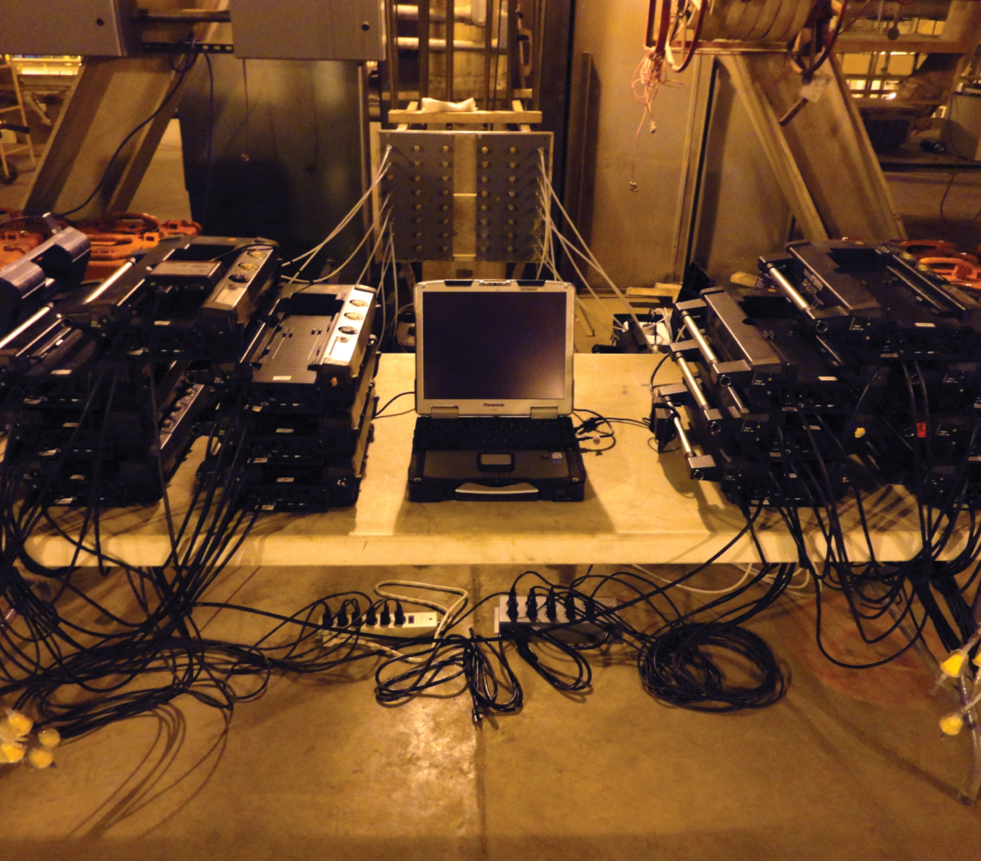 Real-time Multi-Stream combustion analyzer emissions and combustion testing