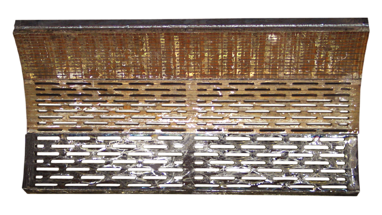 Wear resistant crusher and breaker screens