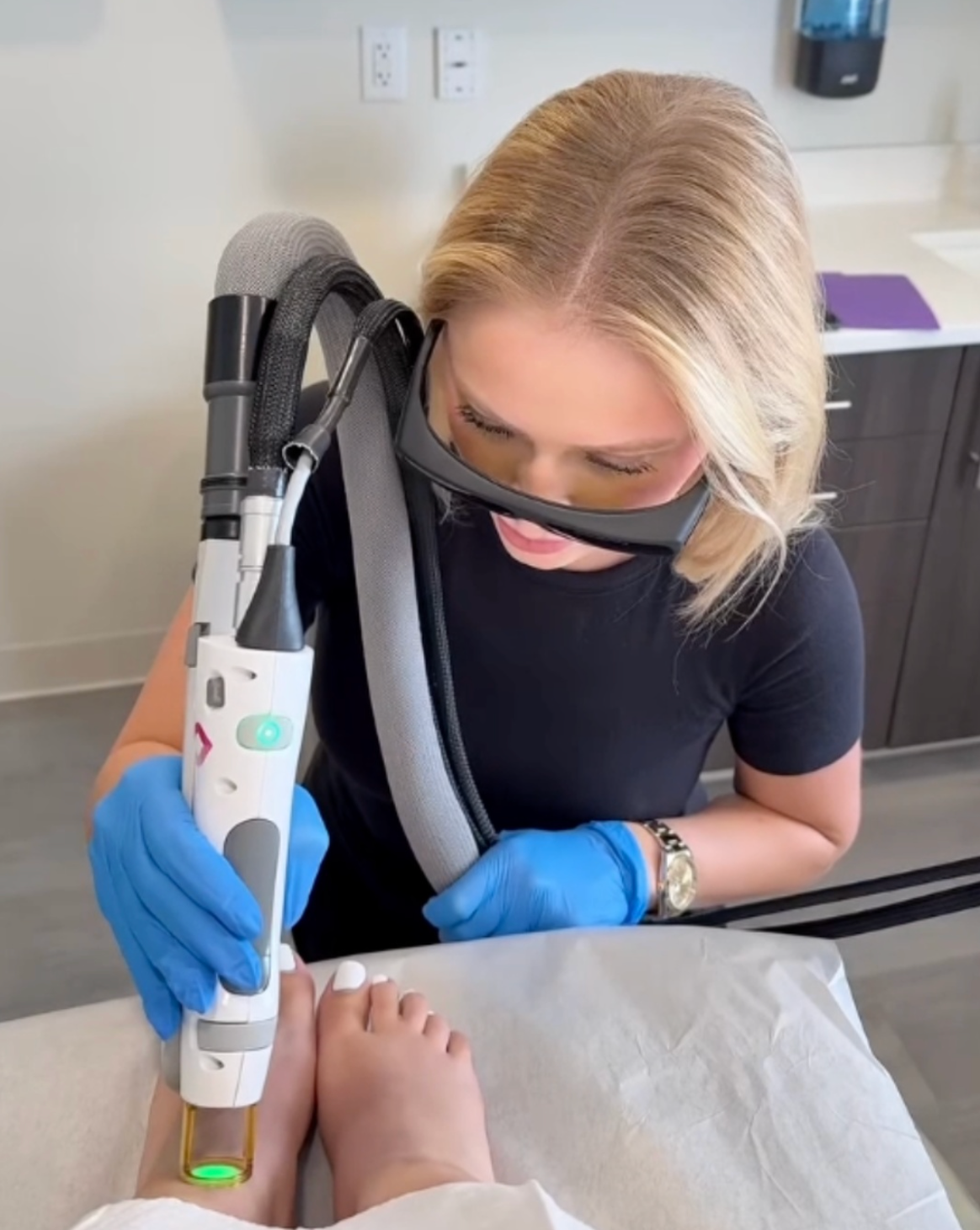 Lutronic ultra laser
