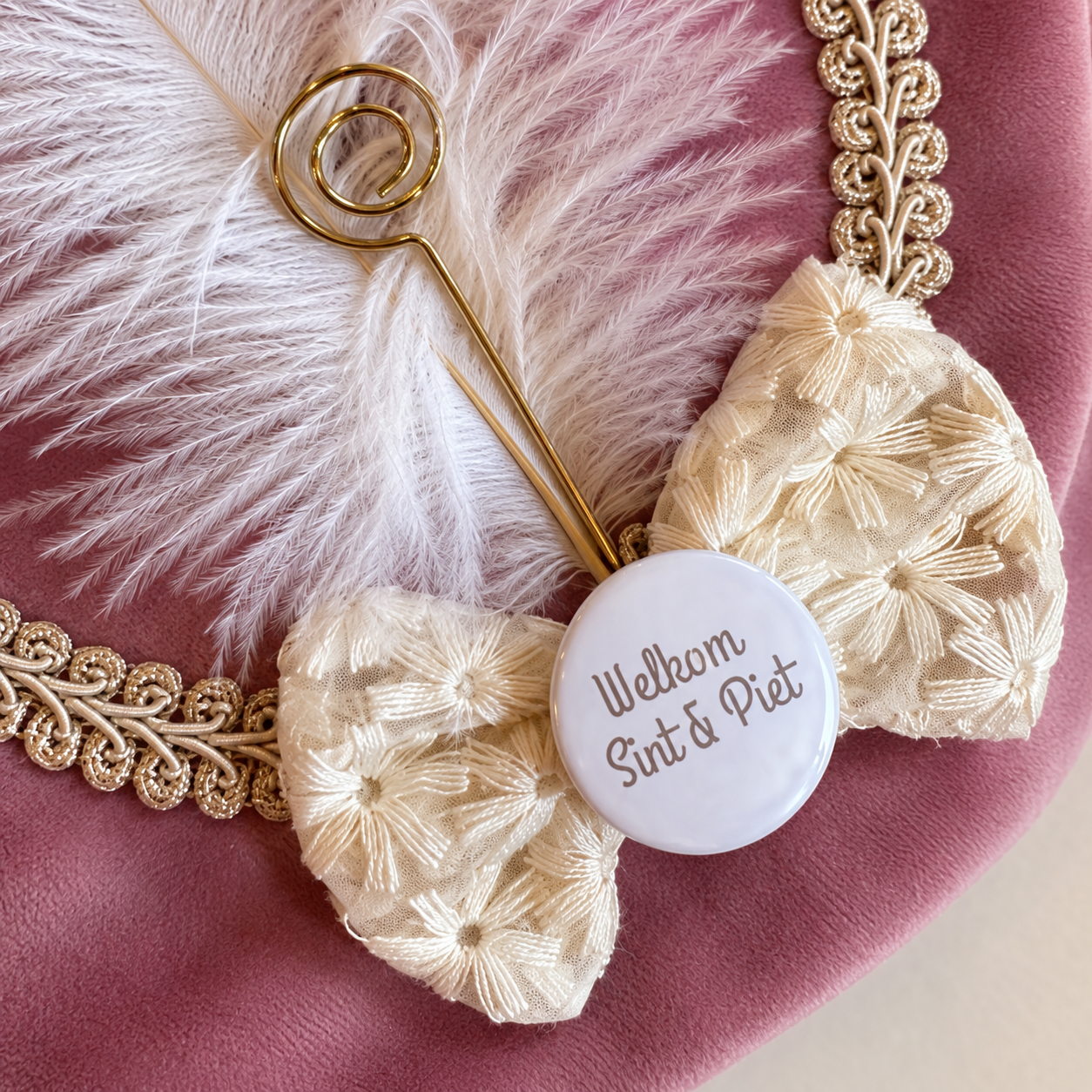 Luxe velvet pietenmuts roze met naam