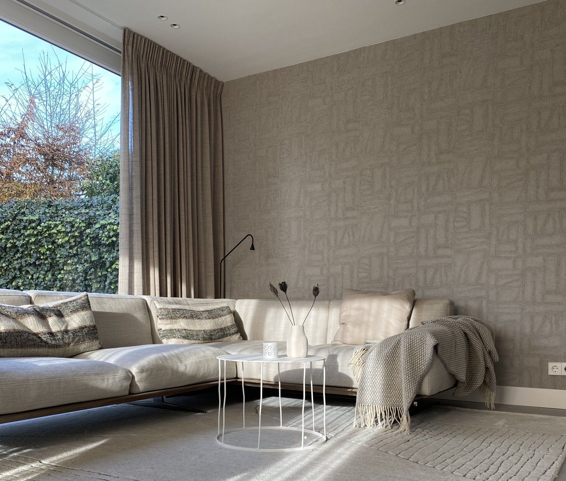 Villa Soest living aanbouw met schuifpuien - interieuradvies