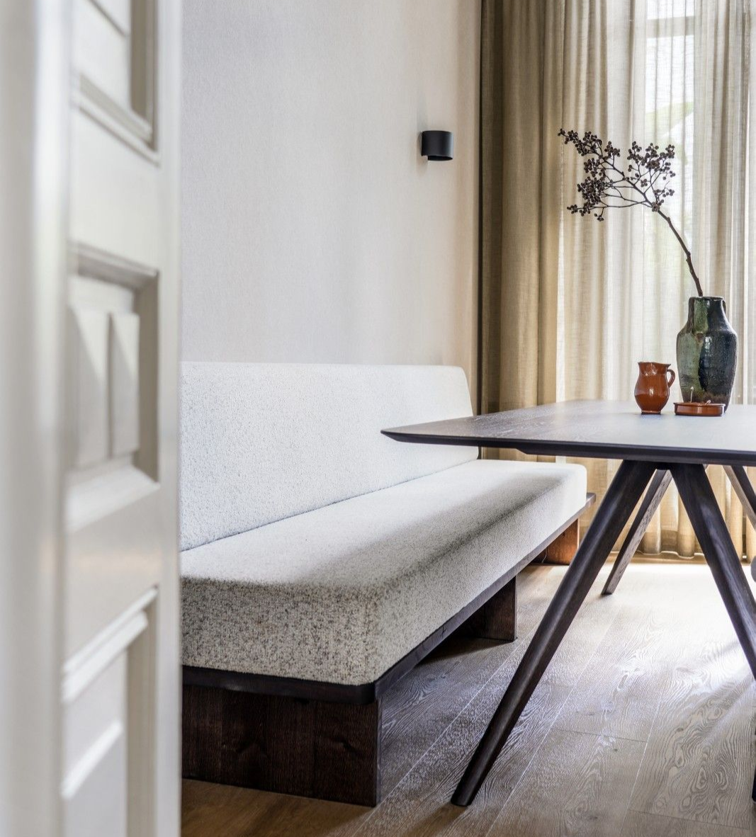 De perfecte eethoek met eetbank Eethoek met eetbank | Villa18 Interieurs