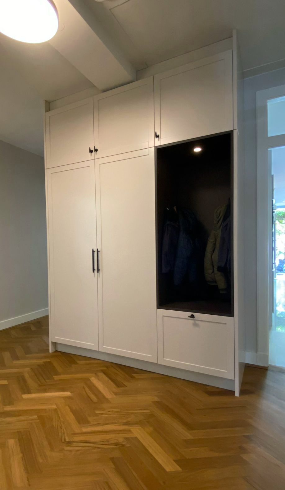 Garderobe kast entree | Villa18 Interieurs