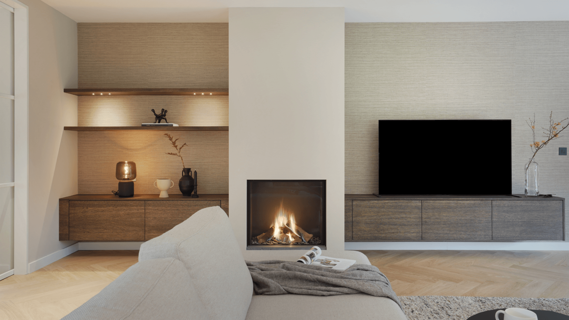 Villa Soest renovatie moderne open haard - interieurstylist 