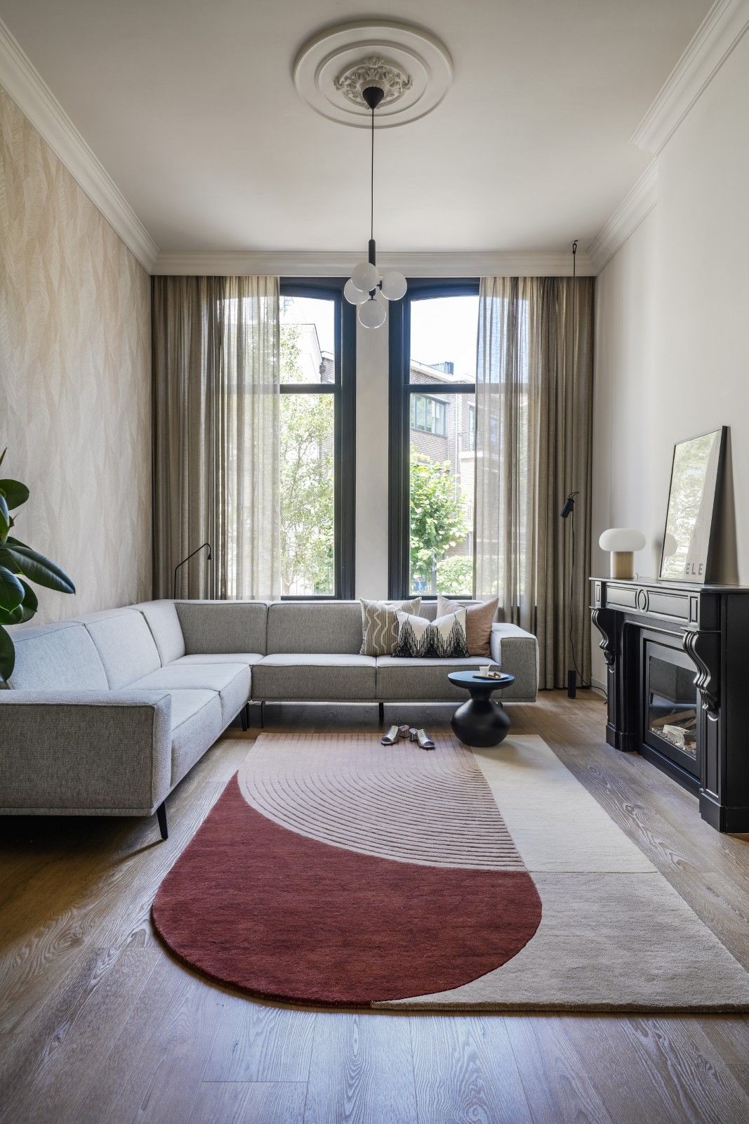Woonkamer living beneden woning Utrecht | Villa18 Interieurs 
