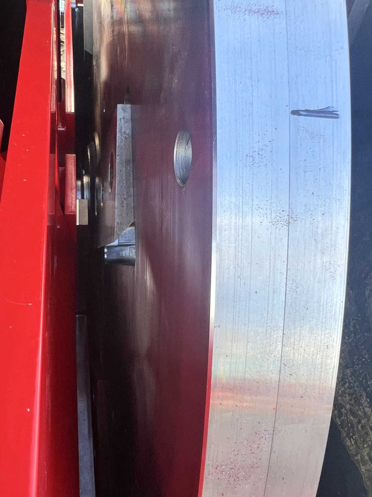 Chopping knives inside Wood Chipper PC-2700-PEH