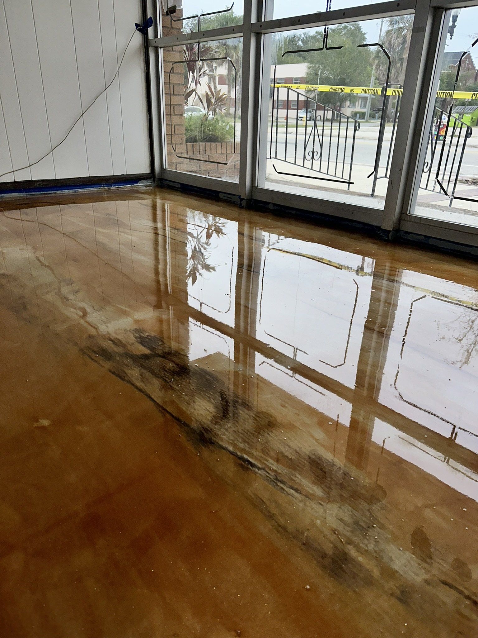 Metallic epoxy entrance
