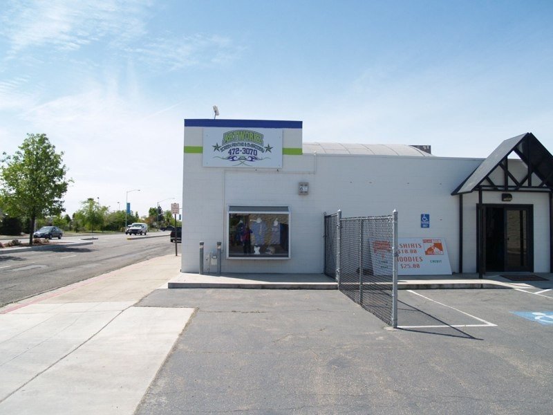 Services Artworkz Screen Printing & Embroidery