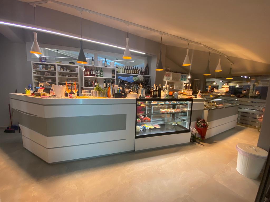 arredamento bar e gelaterie 6