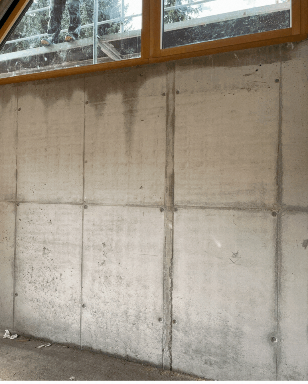 Sichtbeton, Beton reparieren, Beton ausbessern außen, beton lasieren, Microzement, Betonkosmetik Produkte, Betonkosmetik Spachtel, Sichtbetonkosmetik, Kiesnester im Beton reparieren, Betonwand ausbessern, Beton Lunker ausbessern, Betonlasur Farbe, Betonoberfläche behandeln, Beton Oberflächen sanieren, Betonfassade Sichtbeton, Sichtbeton lasieren, Kiesnester Beton, Kiesnester im Beton, Sichtbeton verschönern. Kosmetik Mörtel, Betonstufen ausbessern, Lunker im Beton, Sichtbetondecken, Betonkosmetiker, Wandgestaltung, Beton ausbessern, Beton behandeln, Beton Treppe, Betonlasur außen, Betonmauer reparieren, Sichtbeton Spachtel, Betonkosmetik selber machen, Sichtbeton reinigen, Betonlasuren, Betonkosmetik Preis, Betonplatte ausbessern, Sichtbeton Lasur, Betonkosmetik Berlin, Betonkosmetik Sachsen, Betonkosmetik Chemnitz, fugenloses Bad, Betonkosmetik Sichtbeton, Beton flicken, Sichtbeton sanieren, Reprofilierung Beton, Beton verschönern, raumkult Sichtbeton, Betontreppe reparieren