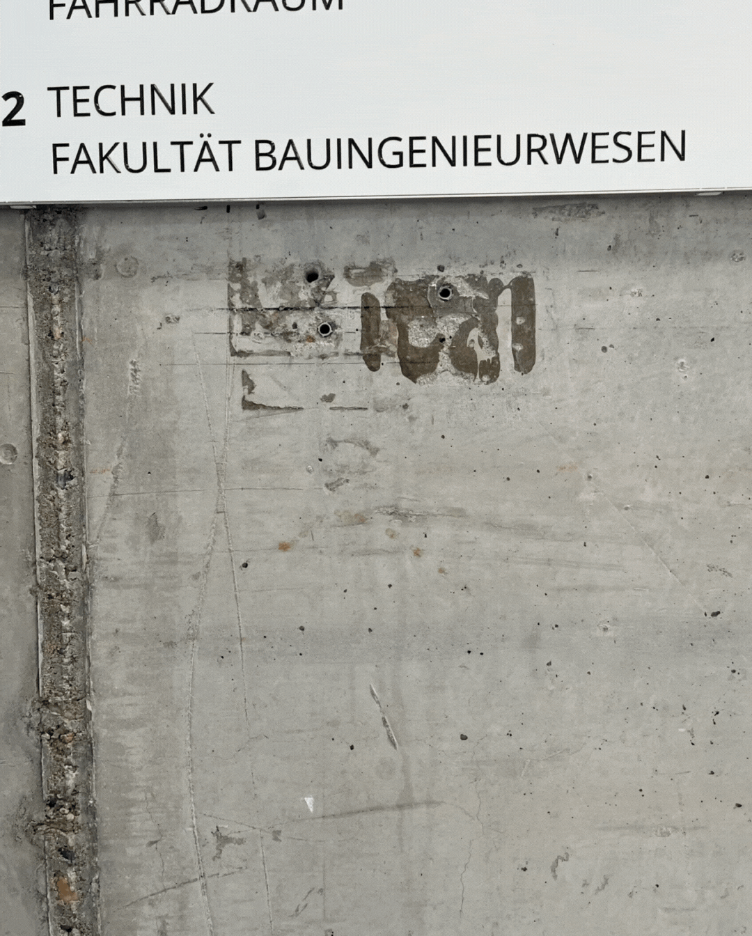 Sichtbeton, Beton reparieren, Beton ausbessern außen, beton lasieren, Microzement, Betonkosmetik Produkte, Betonkosmetik Spachtel, Sichtbetonkosmetik, Kiesnester im Beton reparieren, Betonwand ausbessern, Beton Lunker ausbessern, Betonlasur Farbe, Betonoberfläche behandeln, Beton Oberflächen sanieren, Betonfassade Sichtbeton, Sichtbeton lasieren, Kiesnester Beton, Kiesnester im Beton, Sichtbeton verschönern. Kosmetik Mörtel, Betonstufen ausbessern, Lunker im Beton, Sichtbetondecken, Betonkosmetiker, Wandgestaltung, Beton ausbessern, Beton behandeln, Beton Treppe, Betonlasur außen, Betonmauer reparieren, Sichtbeton Spachtel, Betonkosmetik selber machen, Sichtbeton reinigen, Betonlasuren, Betonkosmetik Preis, Betonplatte ausbessern, Sichtbeton Lasur, Betonkosmetik Berlin, Betonkosmetik Sachsen, Betonkosmetik Chemnitz, fugenloses Bad, Betonkosmetik Sichtbeton, Beton flicken, Sichtbeton sanieren, Reprofilierung Beton, Beton verschönern, raumkult Sichtbeton, Betontreppe reparieren