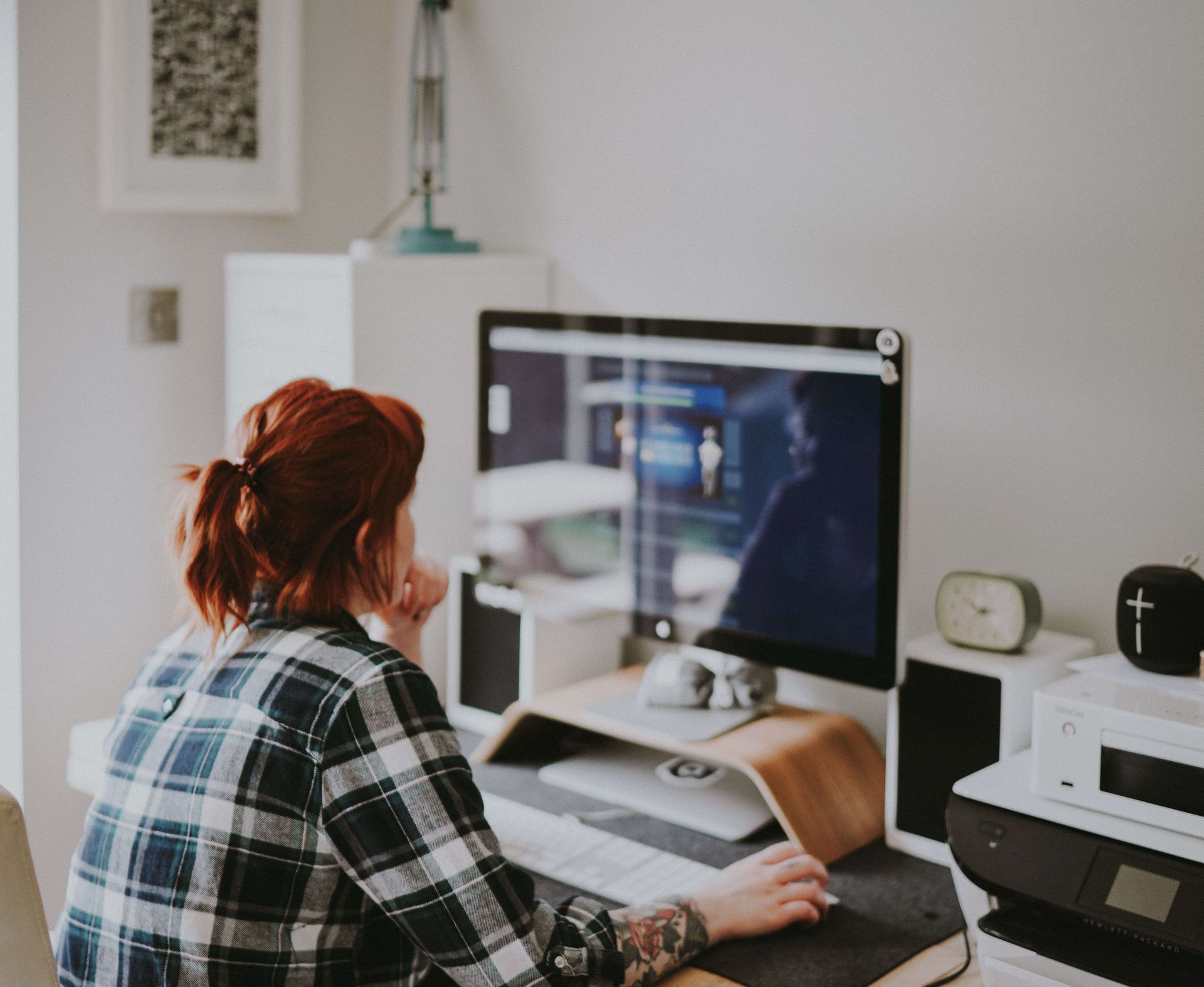 Smart Start: No Sales Team, No Problem: 5 Ways to Follow Up with Leads