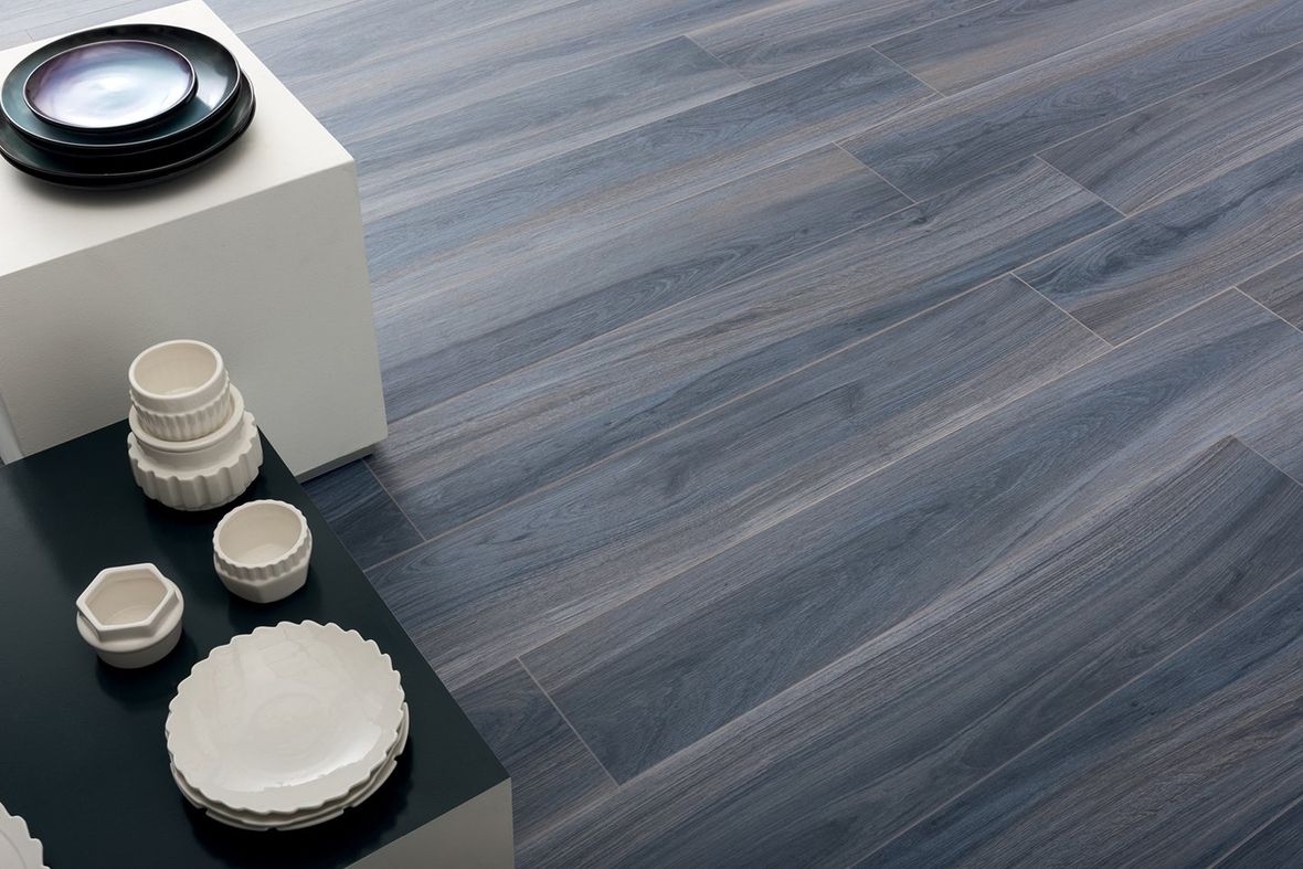 Gres porcellanato serieJust Color pavimento rivestimento effetto legno
