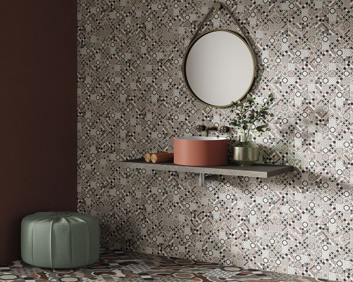 rivestimento bagno con mosaico boxer
