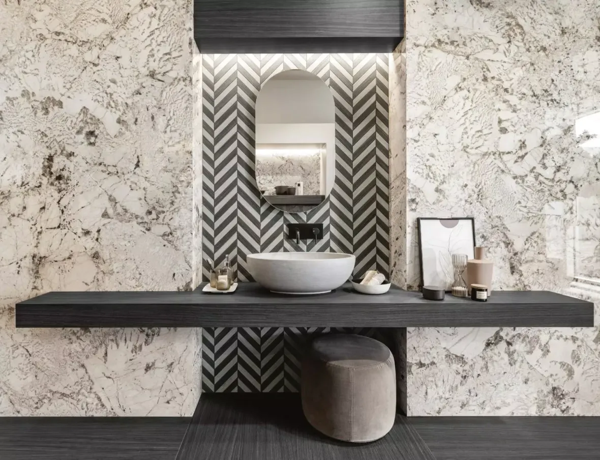 pavimento e rivestimento in gres porcellanato serie Heritage di Luxury Florim
