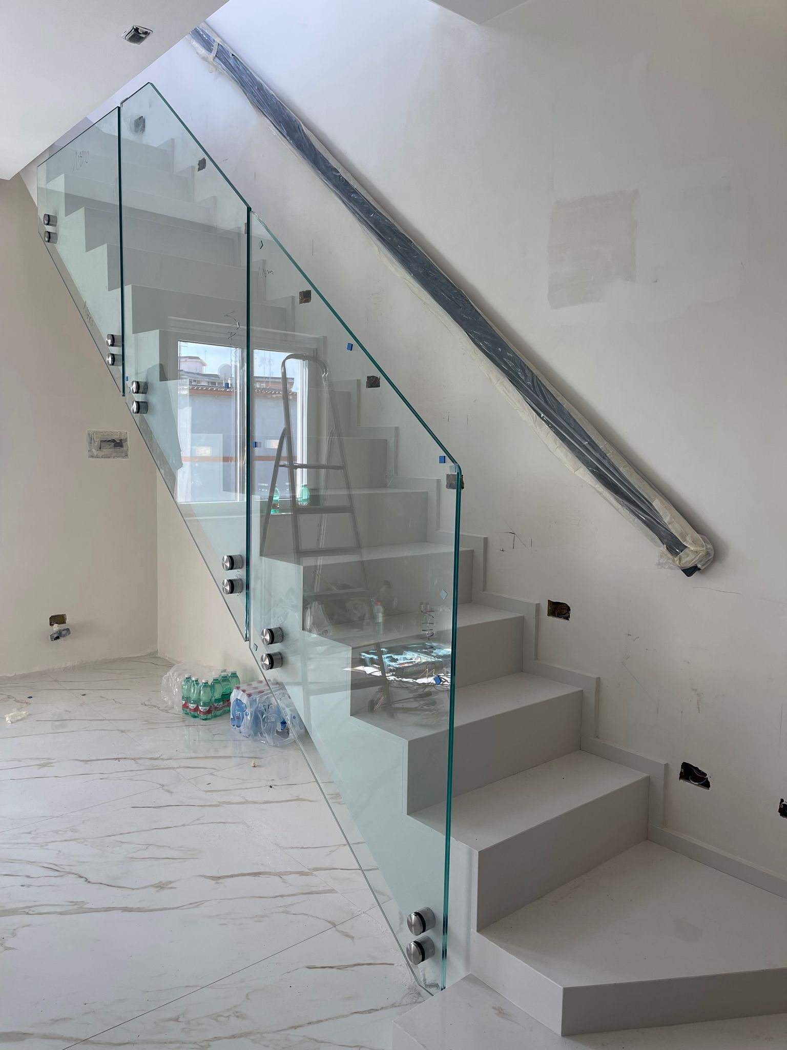 Ringhiera in vetro per scala