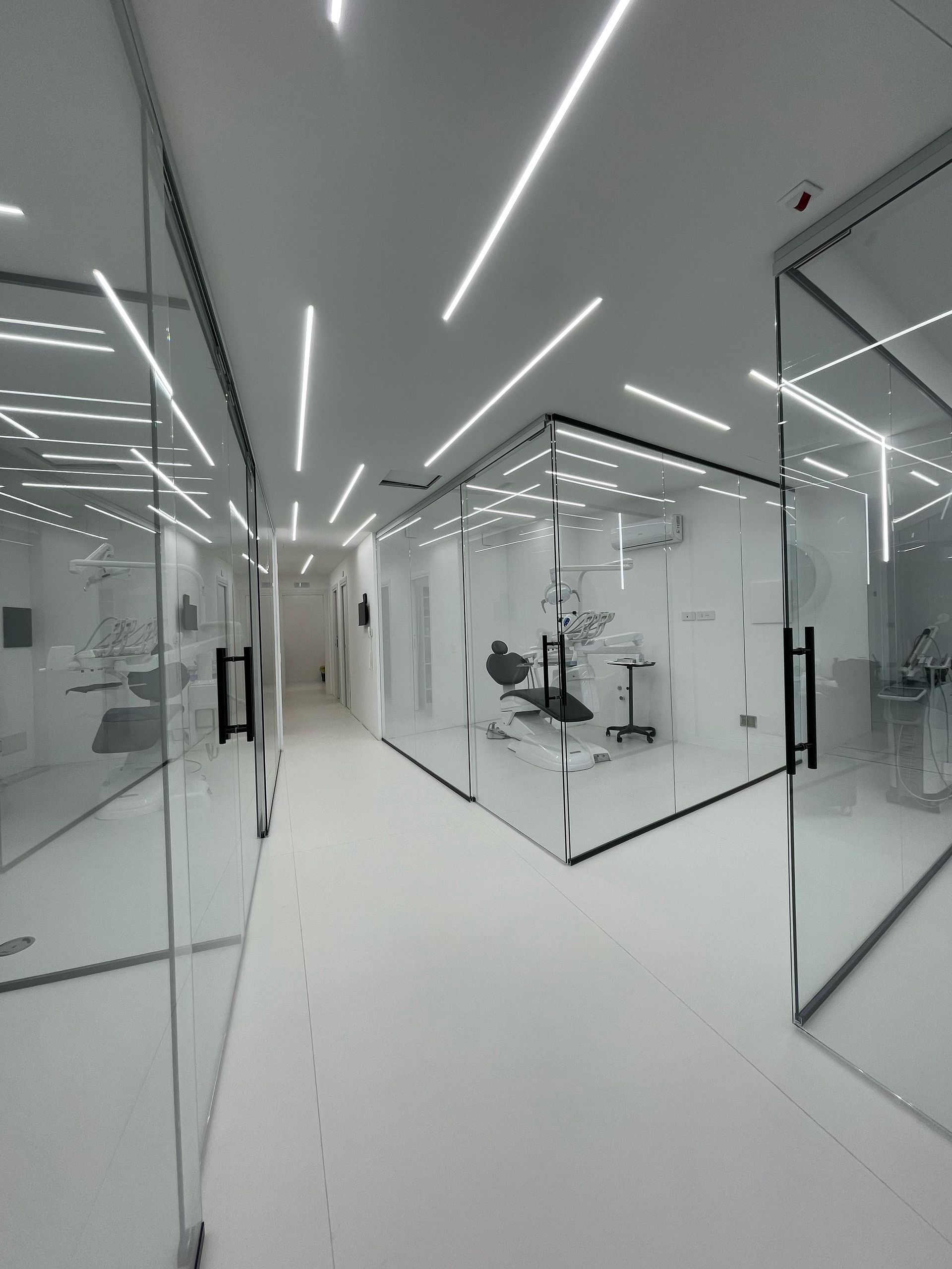 Box in vetro per laboratorio dentistico