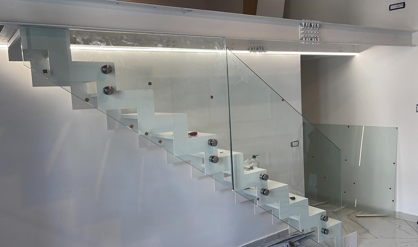 Parapetti in vetro per scala inteerna