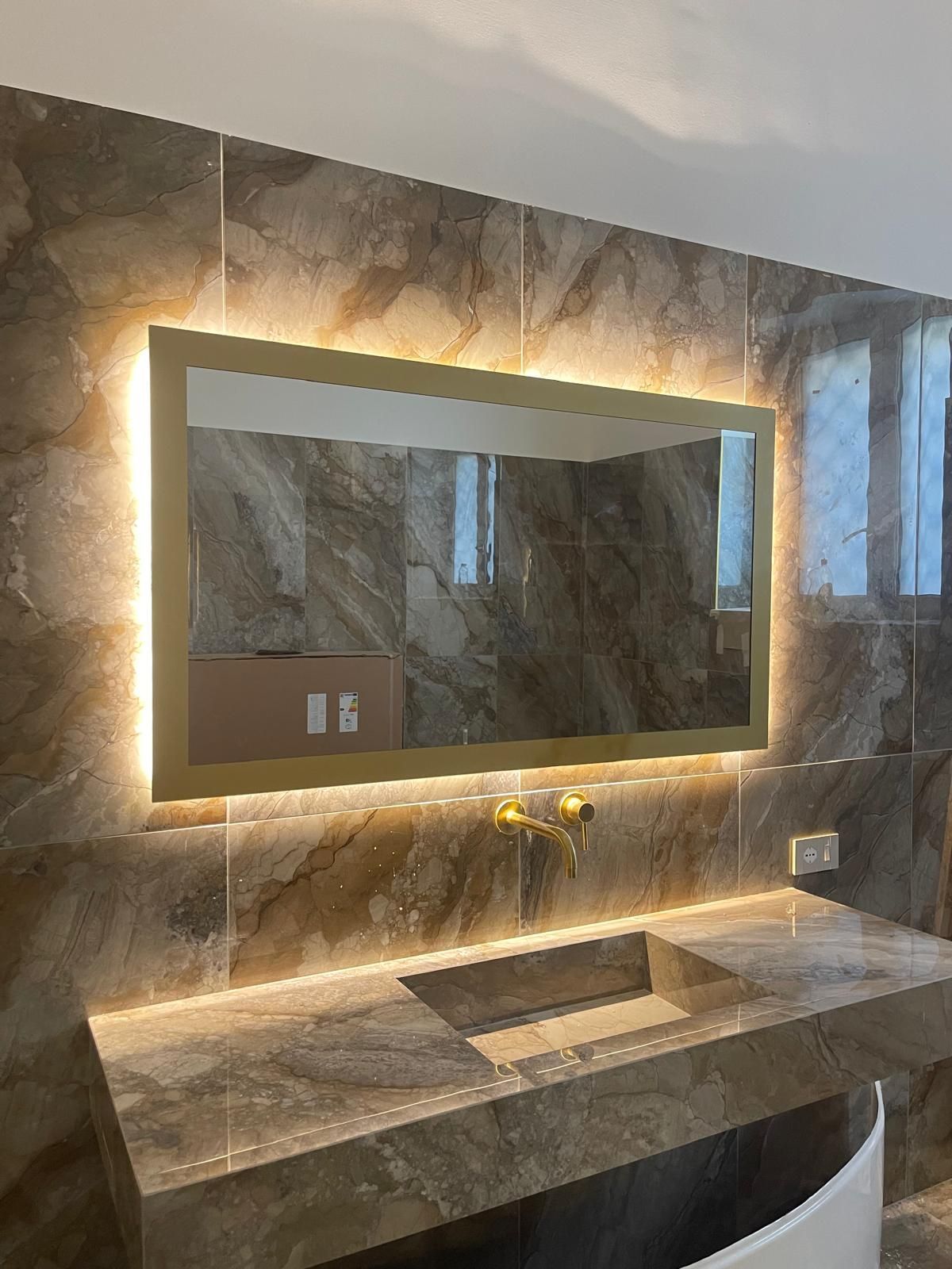 Specchieera bagno