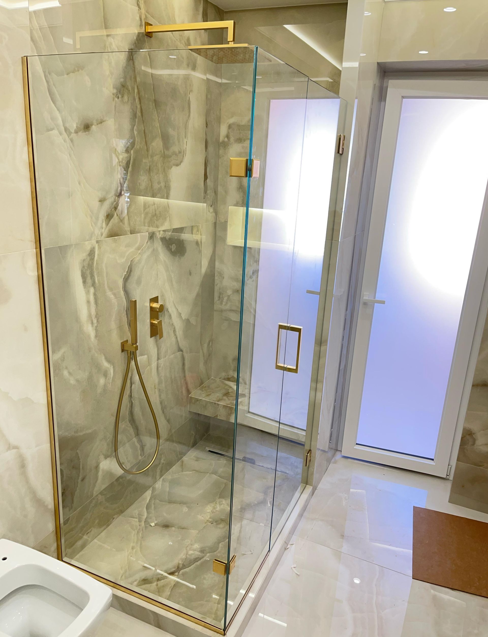Cabina doccia in vetro