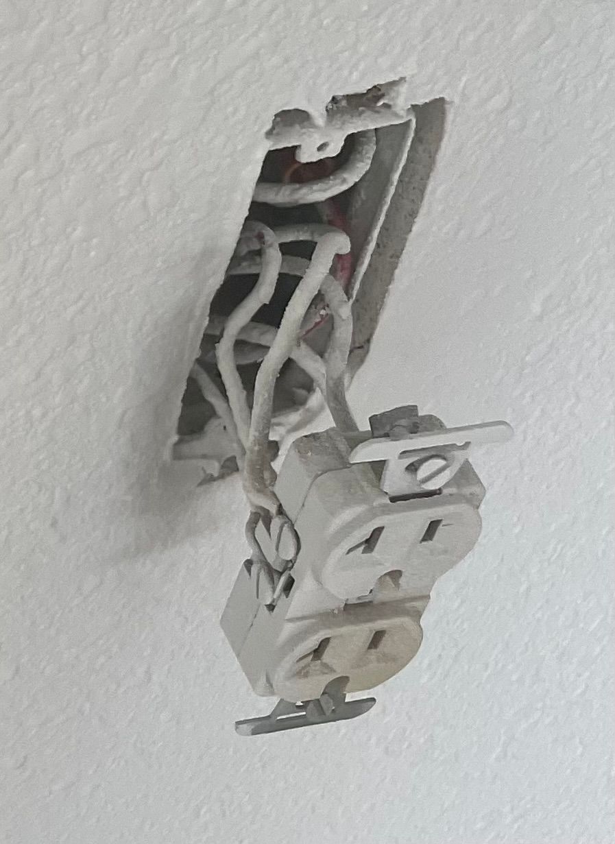 Aluminum wiring being replaced on a light switch
