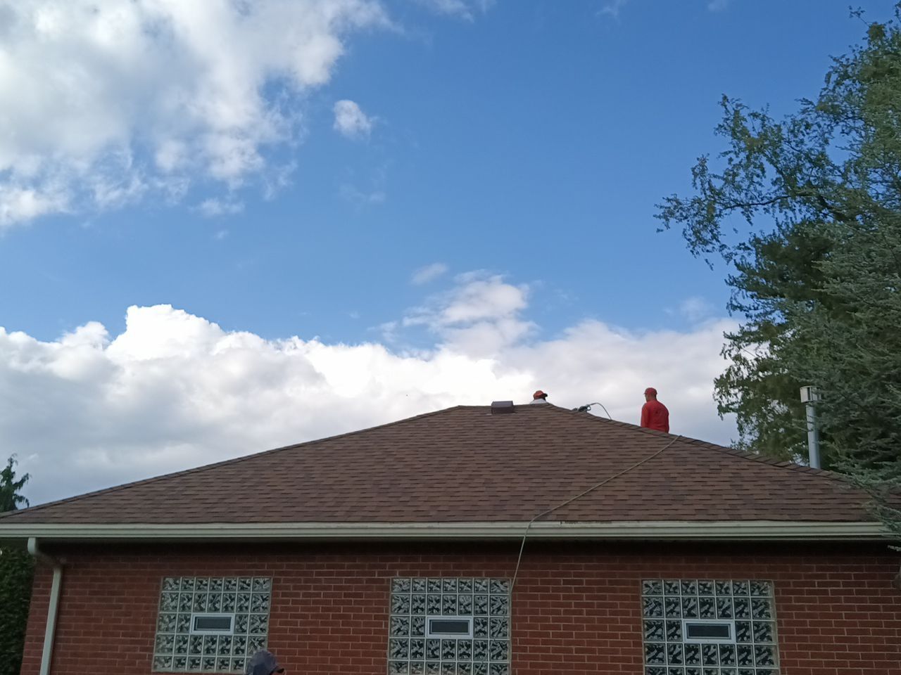 roofing services 136