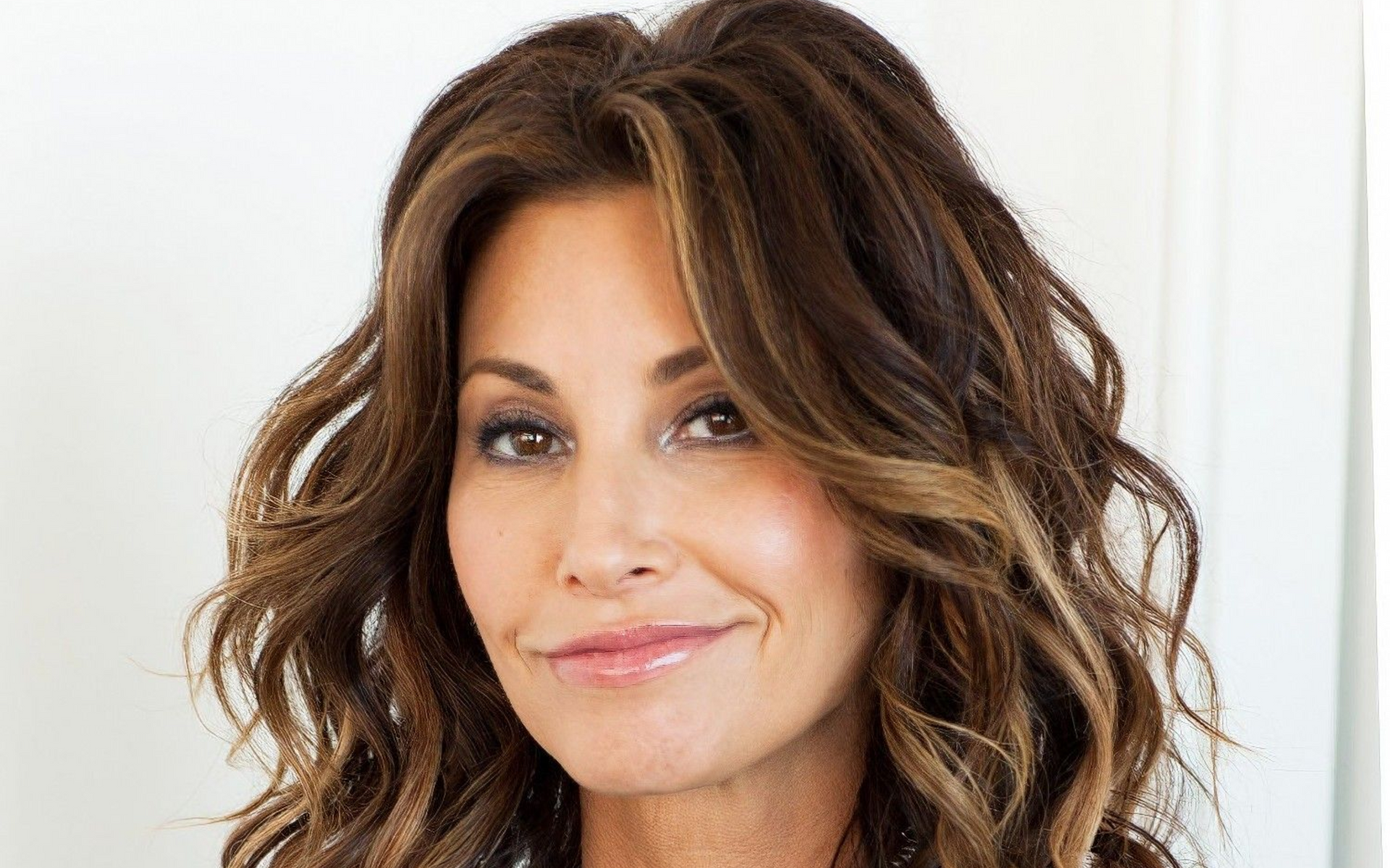 Iconic Actress Gina Gershon Takes the VersoFest Stage to Discuss Her New Memoir AlphaPussy on Saturday March 28th