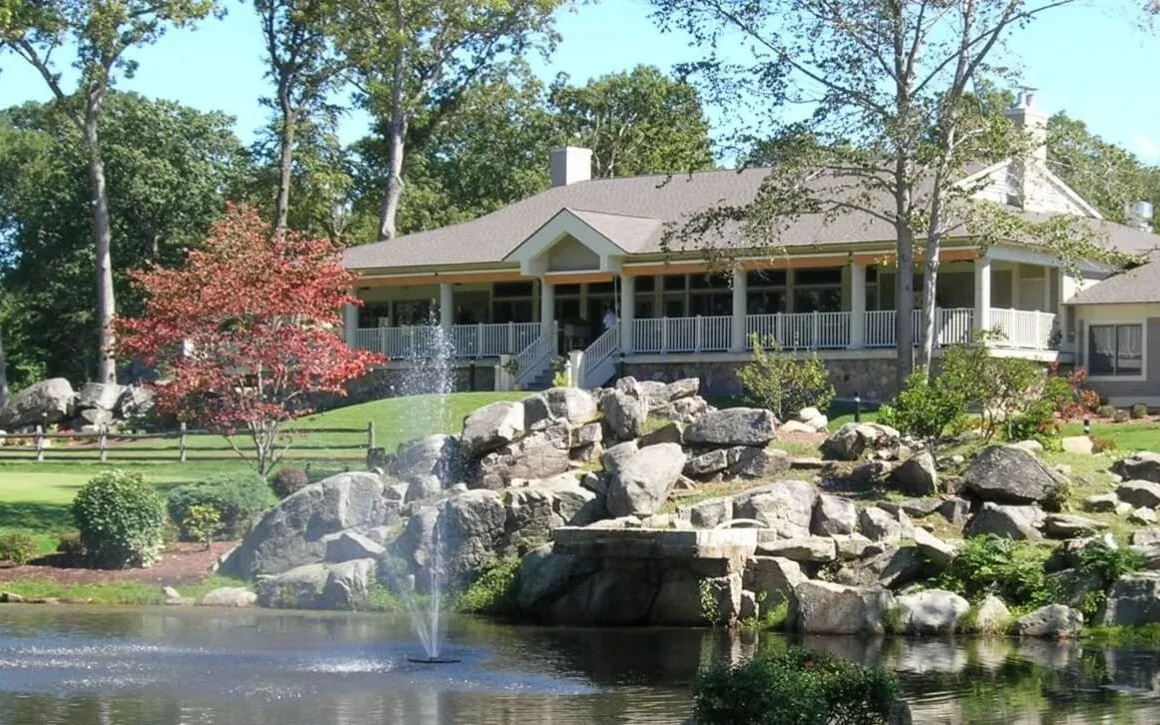 Odeen&rsquo;s at Oak Hills Kicks Off Valentine&rsquo;s Week&mdash;Trivia, Live Music & Special Dining All February Long!